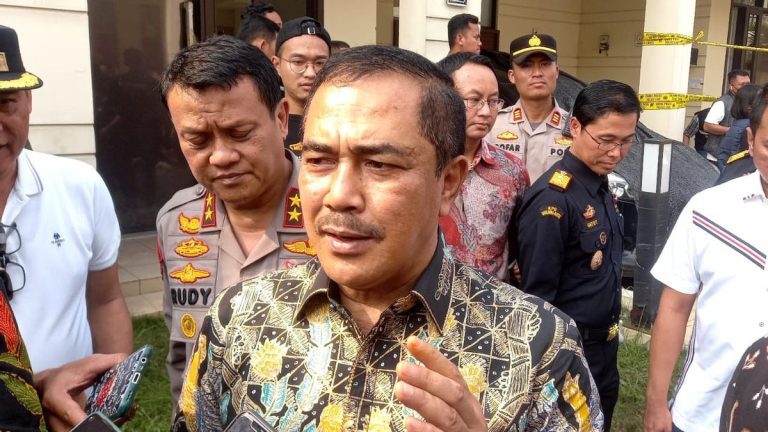 Komjen Agus Andrianto: Laporan Soal Denny Indrayana Akan Diusut Proporsional