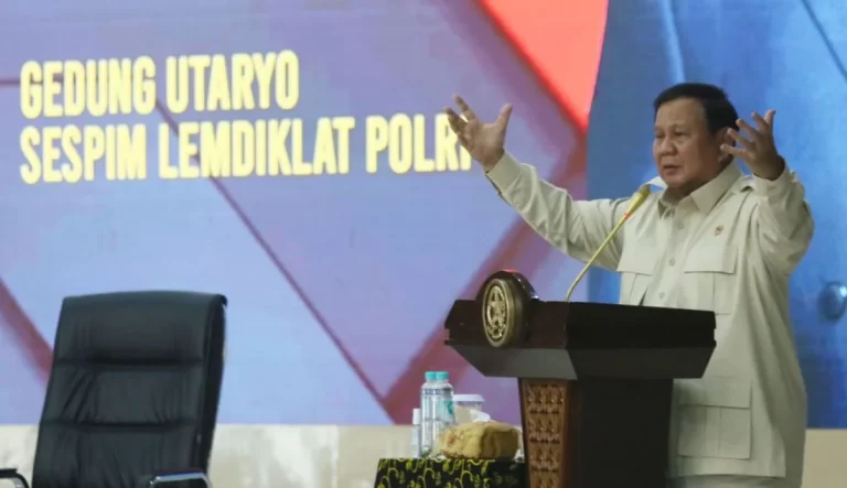 Kunjungi Sespimma Lemdiklat Polri, Menhan Prabowo Ikuti Dialog Kebangsaan