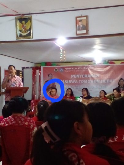 Bikin Malu Saja, Kehadiran Caleg PDIP Noldy Lengkong pada Penyerahan Beasiswa di SMP 3 Tomohon Tidak Diundang