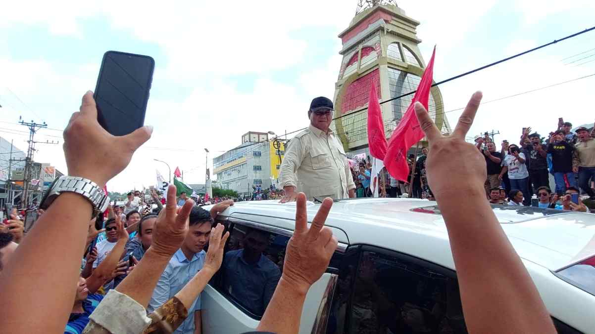 Teriakan Histeris Puluhan Ribu Masyarakat Tomohon, Sambut Kedatangan "Tuama Minahasa Prabowo"