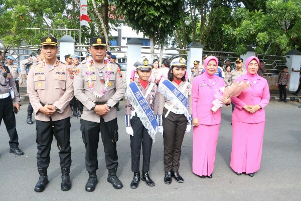 Kunker ke Polres Kepulauan Sangihe, Kapolda Resmikan Renovasi Gedung SPKT dan Tinjau Ruang Pelayanan Publik