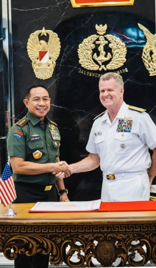 Panglima TNI Terima CC Panglima US Indo-Pacom Bahas Kerja Sama Militer