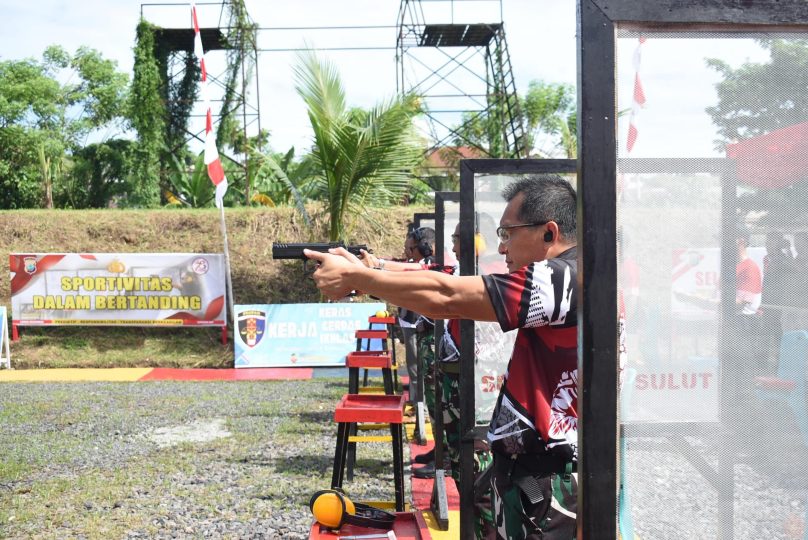 Kadispers Lanud Sam Ratulangi Berpartisipasi Dalam Lomba Menembak Kapolda Cup 2024