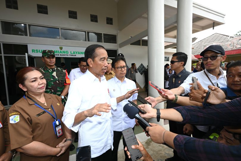 Presiden Jokowi Tinjau Kesiapan RSUD Tamiang Layang di Kalteng untuk Operasikan Alat Medis Canggih, senin 1 juli 2024 (foto setneg.go.id)