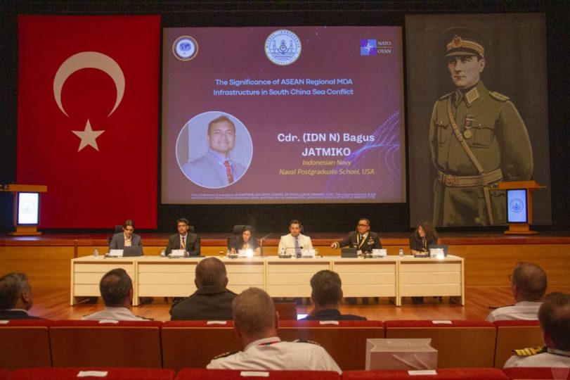 Letkol Laut (P) Bagus Jatmiko S.H., M.S., M.Tr.Hanla, Ph.D (Cand.), menjadi salah satu pembicara dalam konferensi internasional di Istanbul, Turki, (27-28/6/2024).