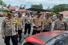 Pemeriksaan kondisi kendaraan dinas dilakukan langsung oleh Kapolres Minsel AKBP Arianto Salkery didampingi Wakapolres Kompol Bartholomeus J. Dambe serta Jajaran pejabat utama Polres Minsel, (23/7/24)