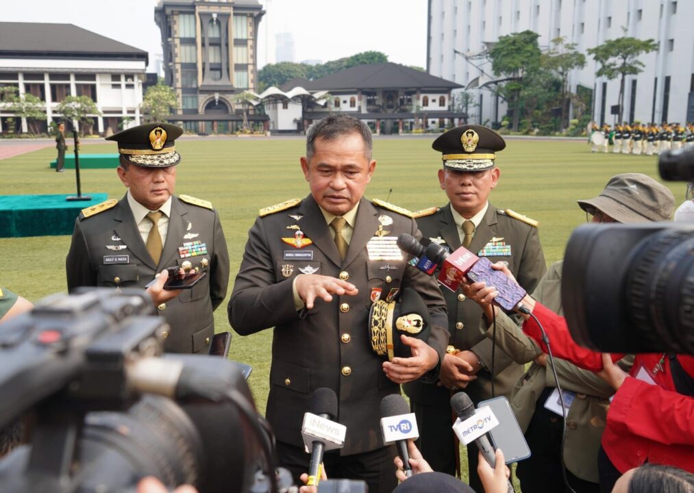 Konfrensi pers Kepala Staf Angkatan Darat (Kasad) Jenderal TNI Maruli Simanjuntak M.Sc., yang digelar di Lapangan Markas Besar Angkatan Darat (Mabesad), Jakarta, Senin (22/7/2024)