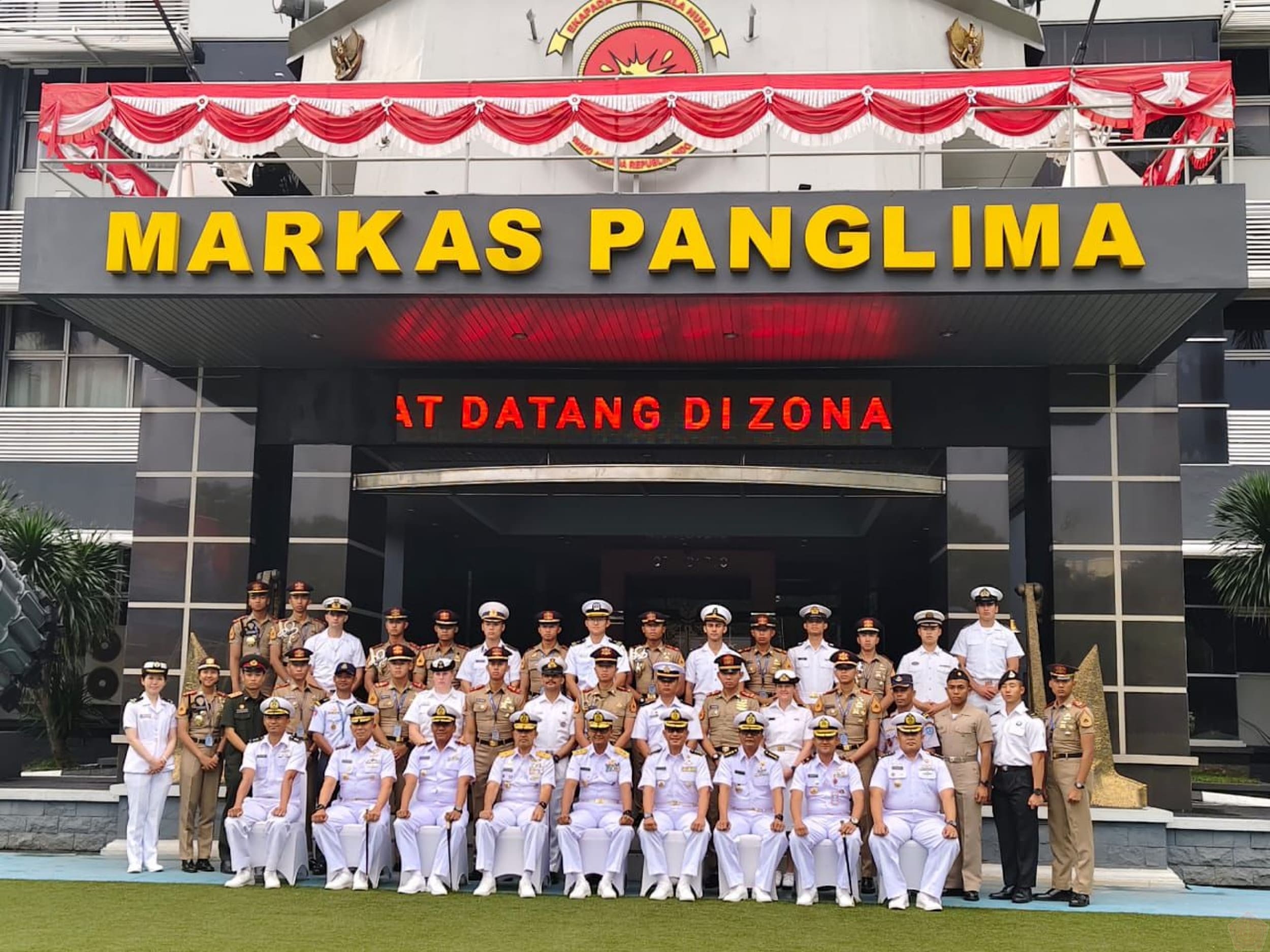 Kegiatan pelayaran Diplomasi dan Muhibah Duta Bangsa Kartika Jala Krida (KJK) 2024 dan mendukung Kegiatan Asean Plus Cadet Sail 2024, bertempat di Mako Koarmada RI. Senin (5/824)