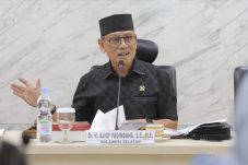 Komite I Dewan Perwakilan Daerah Republik Indonesia (DPD RI) mengadakan Rapat Dengar Pendapat (RDP), tentang Undang-undang pembentukan kabupaten/kota yang ada saat ini sebagian besar berasal dari era UUD Sementara (UUDS) Tahun 1950, Undang-undang ini dinilai sudah tidak relevan dengan kondisi saat ini. Rapat berlangsung di Ruang Rapat Majapahit, Lantai 3, Gedung DPD RI, Kompleks Parlemen, Senayan, Jakarta, Senin (26/08/2024)