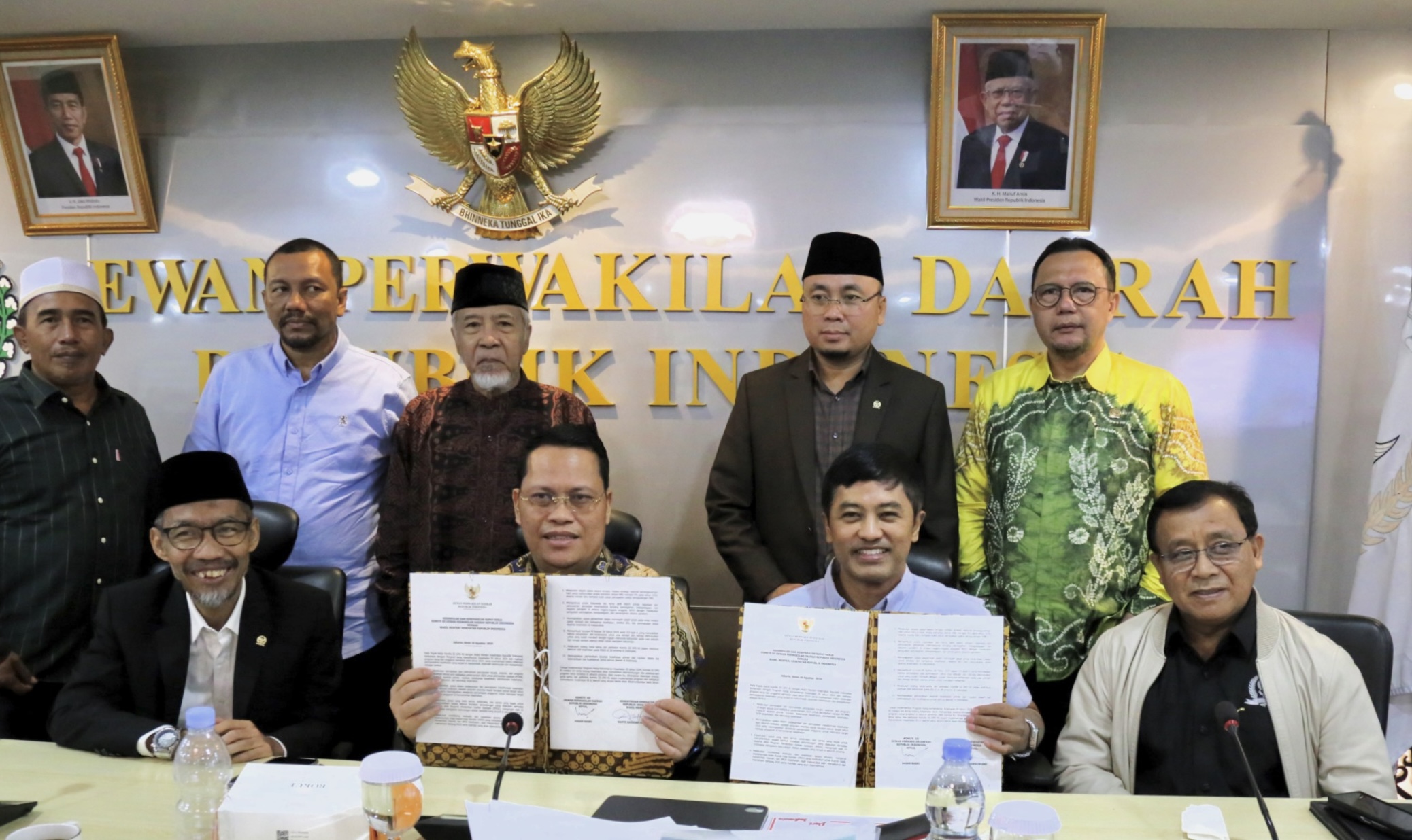 Rapat kerja DPD RI dihadiri Ketua Komite III DPD RI Hasan Basri, Wakil Ketua Komite III DPD RI Muslim M Yatim, Wakil Menteri Kesehatan Dante Saksono Harbuwono, Senator dari NTB TGH Ibnu Halil, Senator dari Bengkulu Eni Khairani, membahas isu-isu kesehatan di Indonesia, Senin (26/8/2024)