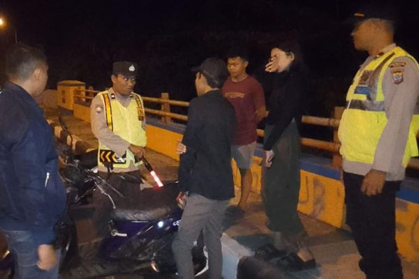 Kapolresta Manado Kombes Pol Julianto Sirait melalui Kasi Humas Ipda Agus Haryono dan Polsek Bunaken, membenarkan adanya kegiatan Patroli Razia Pemabuk Jalanan, (3/8/24)