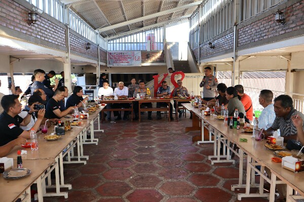 Pertemuan silaturahmi dilangsungkan di Warung Kopi K8 Manado, (8/8/2024)