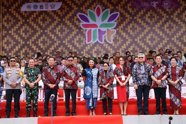 Tournament Of Flower (TOF) dalam rangkaian kegiatan Tomohon International Flower Festival (TIFF) yang digelar tanggal 10 agustus sampai 12 agustus 2024