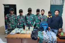 Penyelundupan narkoba jenis sabu dengan total berat 8 kilogram yang dikemas dalam 8 paket kemasan teh di wilayah Sei Tekam, Kabupaten Sintang, Provinsi Kalimantan Barat, pada Minggu (11/8/2024)