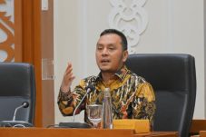 Anggota Komisi XI DPR, Willy Aditya. (Foto Dok)