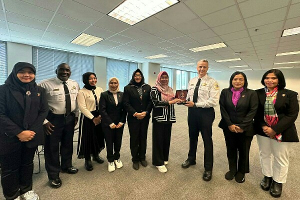 Konferensi Asosiasi Polisi Wanita Sedunia atau International Association Women Police, bersama Chicago Police Department