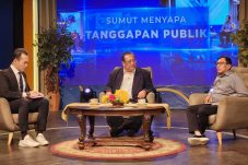 Ketum PWI Pusat Hendri Ch Bangun menjadi Nara Sumber di TVRI Medan dengan tema keperimbangan Media dalam pemberitaan Pilkada (foto dok)