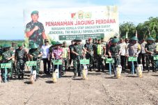 Pelaksanaan program ketahanan pangan oleh TNI AD, di Desa Kema Satu, Kecamatan Kema, Kabupaten Minahasa Utara, Sulawesi Utara, pada Jumat (13/9/2024)