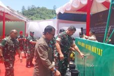 Kepala Staf Angkatan Darat (Kasad) Jenderal TNI Maruli Simanjuntak, M.Sc., resmikan titik sumber air bersih di Desa Buleleng, Kecamatan Bungku Pesisir, Kabupaten Morowali, Sulawesi Tengah, pada Sabtu (14/9/2024)