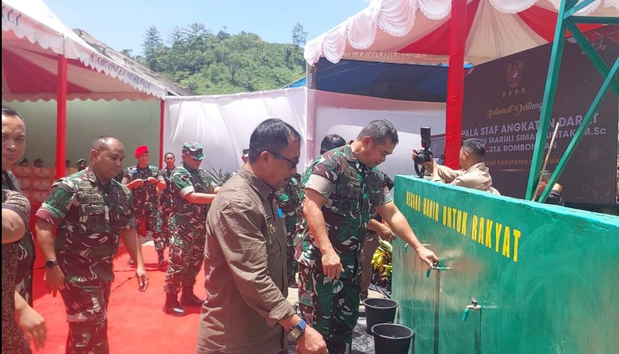 Kepala Staf Angkatan Darat (Kasad) Jenderal TNI Maruli Simanjuntak, M.Sc., resmikan titik sumber air bersih di Desa Buleleng, Kecamatan Bungku Pesisir, Kabupaten Morowali, Sulawesi Tengah, pada Sabtu (14/9/2024)