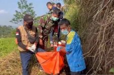 Jasad pria tanpa busana ditemukan oleh seorang petani, saat ini masih diselidiki, Senin (2/9/2024)