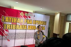 Kombes Pol. Ade Ary Syam, Kepala Bidang Humas Polda Metro Jaya, menyatakan bahwa Subdirektorat Reserse Mobile Direktorat Reserse Kriminal Umum Polda Metro Jaya telah menangkap dua tersangka, Senin (10/09/24)