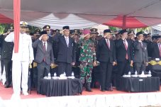 Upacara peringatan Hari Kesaktian Pancasila di Lapangan Kecamatan Sukorambi, Kabupaten Jember, Jawa Timur, pada Selasa (01/10/2024)