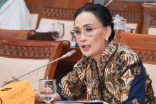 Evaluasi Penggunaan Senpi di TNI, Amelia Anggraini Tegaskan Pentingnya Penegakan Disiplin dan Transparansi