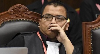 Gugat Pilkada Tomohon, Denny Indrayana: Paslon Petahana CSSR Layak Didiskualifikasi!