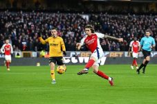 Arsenal Tundukkan Wolves dengan Skor Tipis 1-0 di Molineux Stadium, Perjuangan 10 Pemain Berbuah Manis