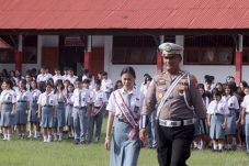 Kasat Lantas Polres Minahasa Ajak Siswa SMK N 1 Tondano Jadi Pelopor Keselamatan Berlalu Lintas