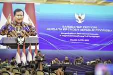 Presiden Prabowo Subianto membuka Sarasehan Ekonomi yang digelar di Menara Mandiri.