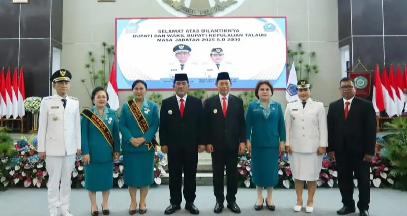 Gubernur Sulut Lantik Welly Titah dan Anisya Bambungan sebagai Bupati-Wakil Bupati Talaud 2025–2030
