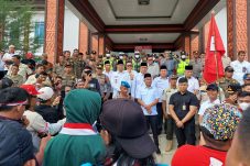 Merasa di Intimidasi, Ratusan Jurnalis Geruduk Pemkab Musi Rawas, Bupati Di Minta Copot Kadinsos