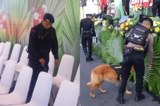 Brimob dan Unit K-9 Polda Sulut Sterilkan Panggung Utama TIFF 2025, Pastikan Aman untuk Tamu VVIP