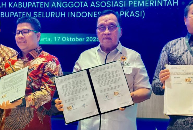 Bupati Robby Dondokambey Serahkan Proposal ke Kemendikbudristek untuk Rehabilitasi Sekolah Rusak di Minahasa