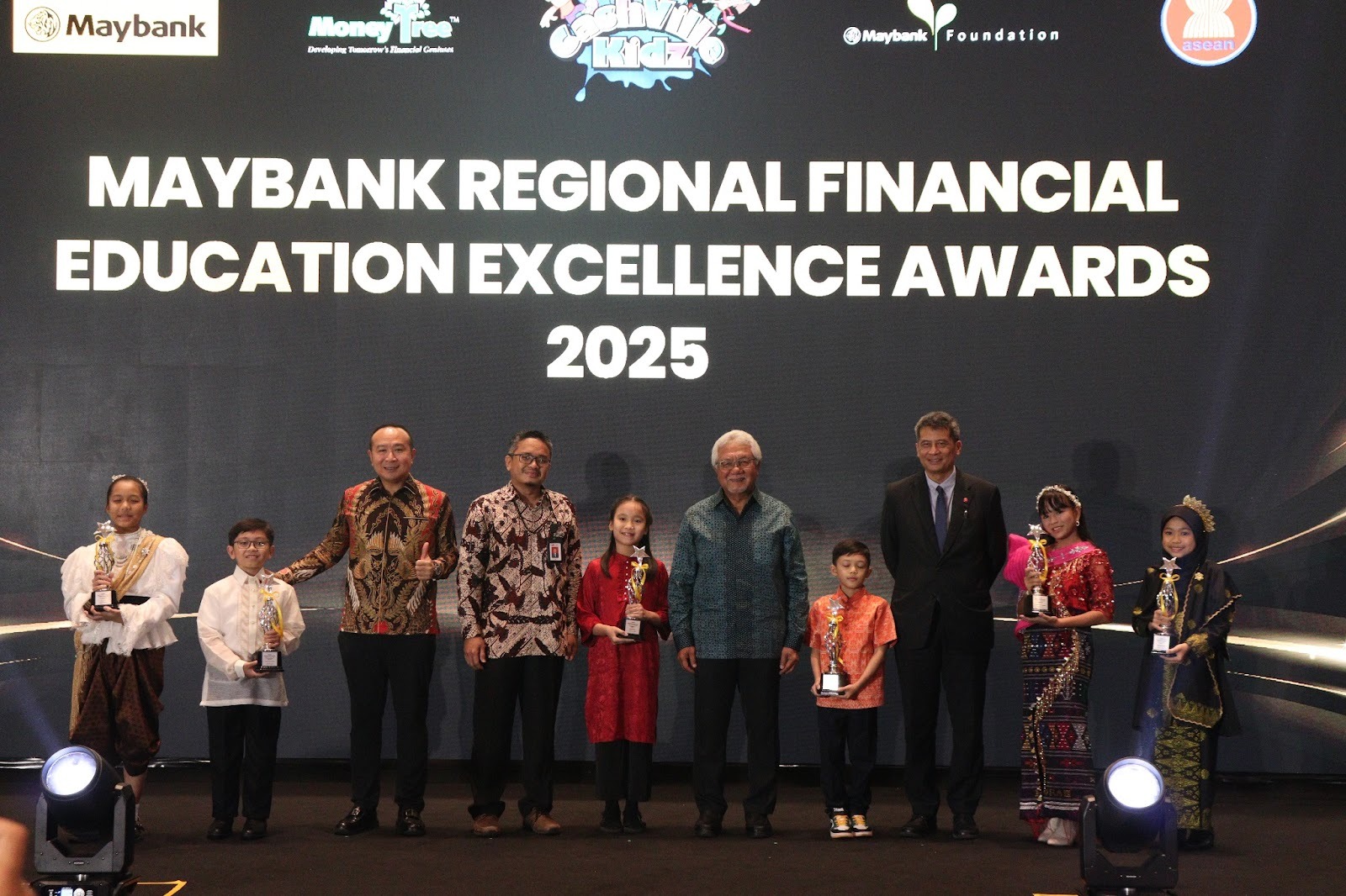 Maybank Foundation Gelar FinEx Awards 2025, Dorong Literasi Keuangan Anak Sekolah di ASEAN