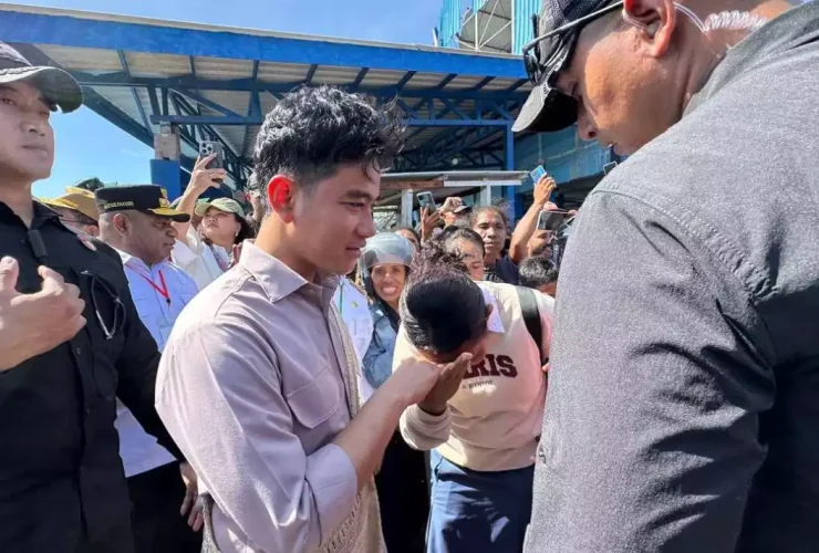 Wapres Gibran Dorong Penguatan Sekolah Rakyat Saat Kunjungan ke Papua