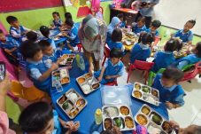 Pemerintah Sesuaikan Teknis Agar Program MBG Berlanjut Selama Bulan Ramadan