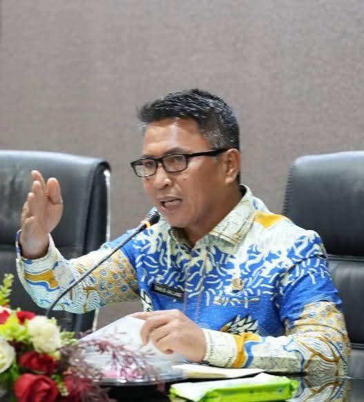 Profil Lengkap Tahlis Gallang: “Arsitek Senyap” Birokrasi Sulut yang Kini Menjadi Sekprov