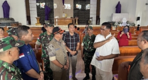BNPB Turun Langsung ke Minahasa, Suharyanto Tinjau Dampak Gempa 7,6 SR dan Salurkan Bantuan ke Warga