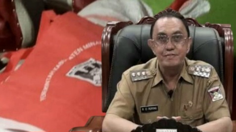 Hukum Tua ‘Angkat Suara’, Dorong Mantan Bupati ROR Diperiksa di Kasus Tas Desa Rp2,2 Miliar