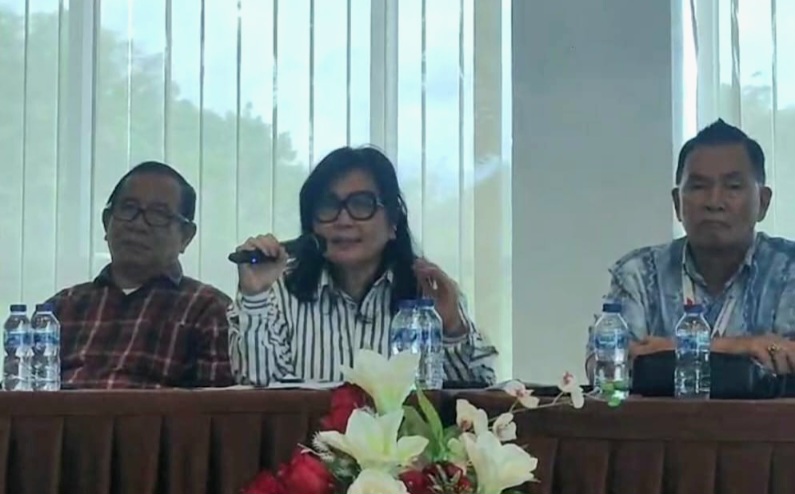 Dugaan kredit fiktif Rp30 miliar di BPR Prisma Dana mengguncang Manado. OJK mendesak proses hukum, sementara manajemen bank mengklaim tengah melakukan pembenahan.