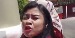 CIK Menangis di Kejati Sulut, Minta Prabowo dan Komisi III Awasi Kasus Dana Bencana