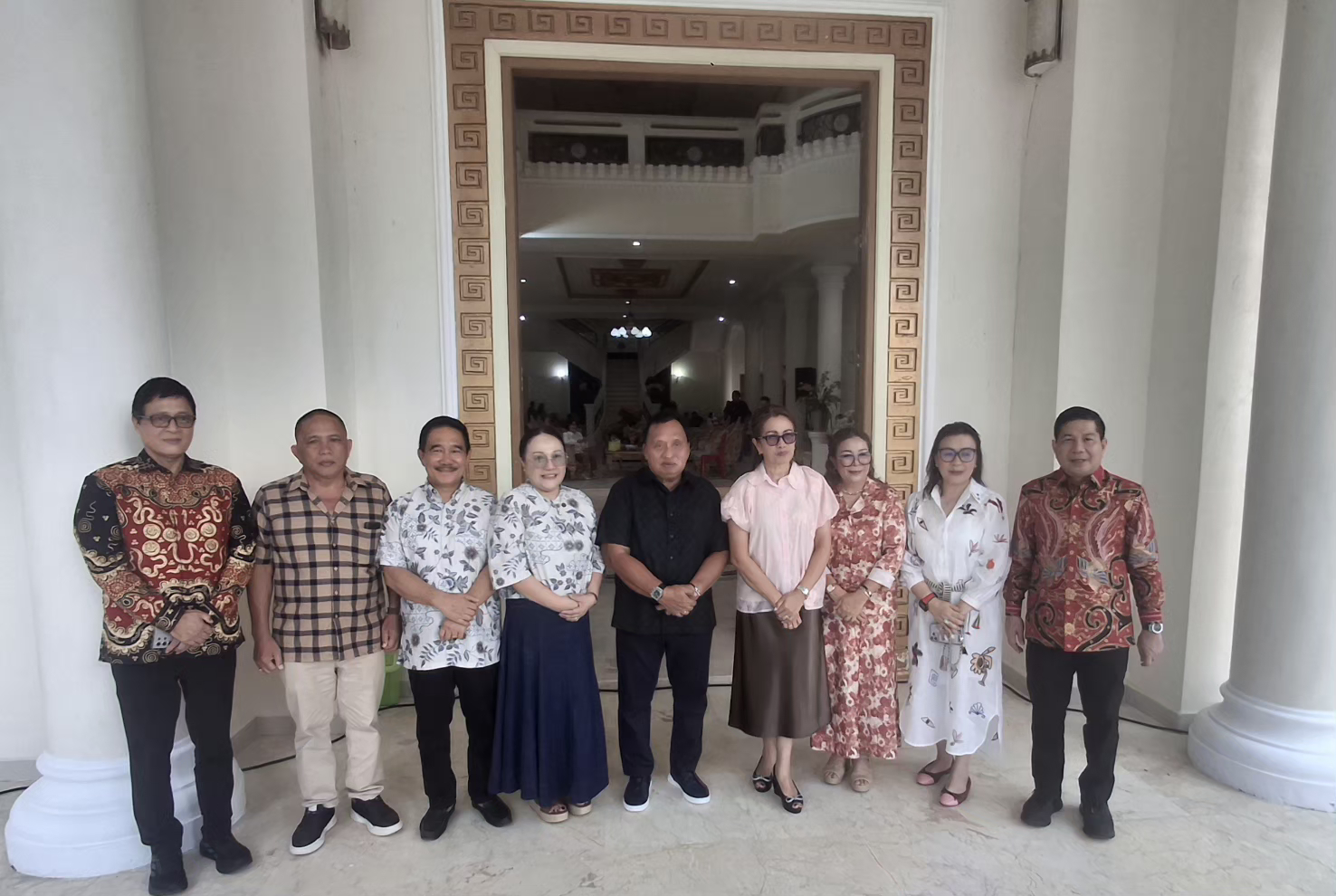 Bupati Minahasa Hadiri Acara Syukur HUT ke-62 Hangky Arther Gerungan