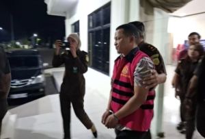 Arga, Mantan Bendahara KPU Boltim, Resmi Ditahan Kejari Kotamobagu dalam Kasus Dugaan Korupsi