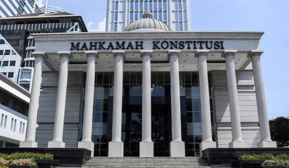 MK Tolak Gugatan Pilkada, Tegaskan Kepala Daerah Tetap Dipilih Rakyat