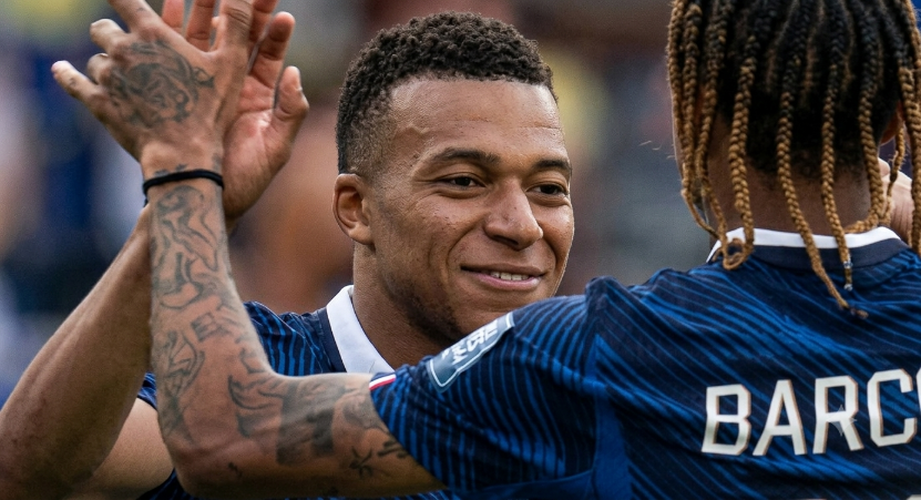 Prancis Tak Kenal Ampun, Swedia Dipulangkan dengan Tiga Gol