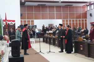 Franky Wolayan Resmi Dilantik sebagai Ketua DPRD Minahasa, Siap Pimpin Sisa Masa Jabatan 2024–2029