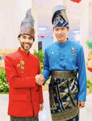 Bersama Agus Harimurti Yudhoyono, Menko Bidang Infrastruktur dan Pembangunan Kewilayahan.